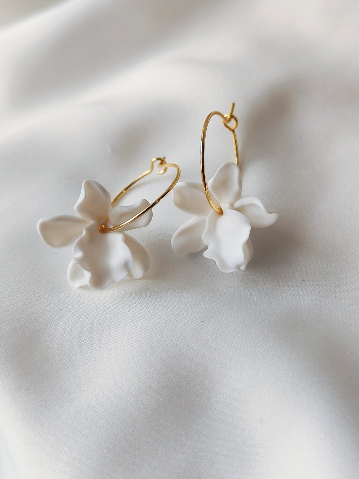 Lannan  - Floral Hoop Bridal Earrings