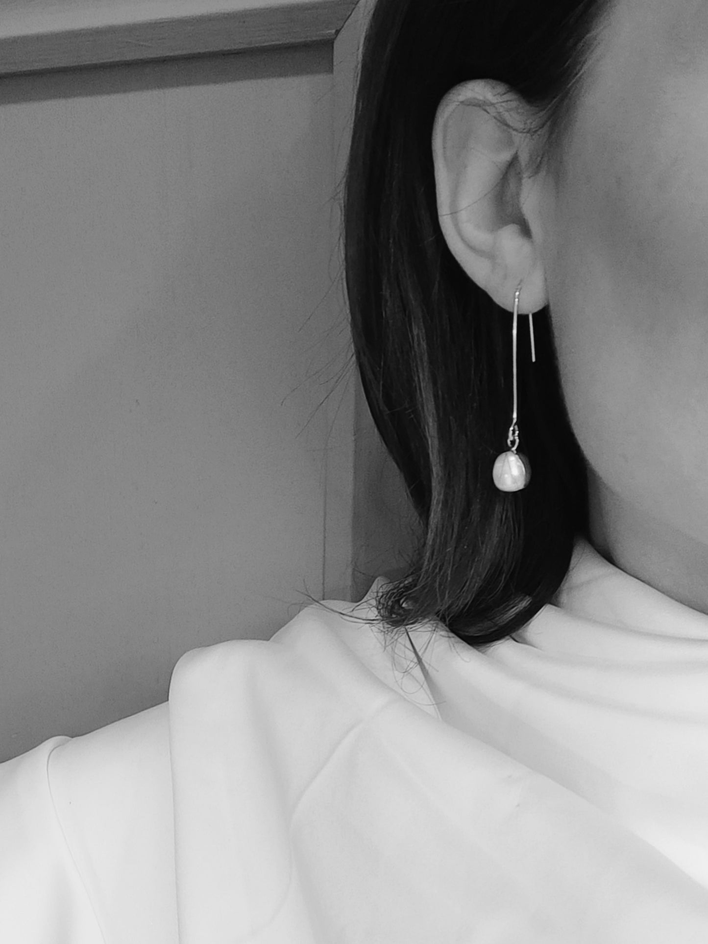 ANDI - Statement Pearl Earrings