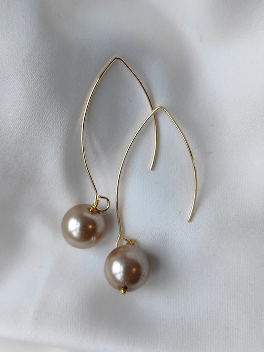 Pearl Drop Earring - Champagne