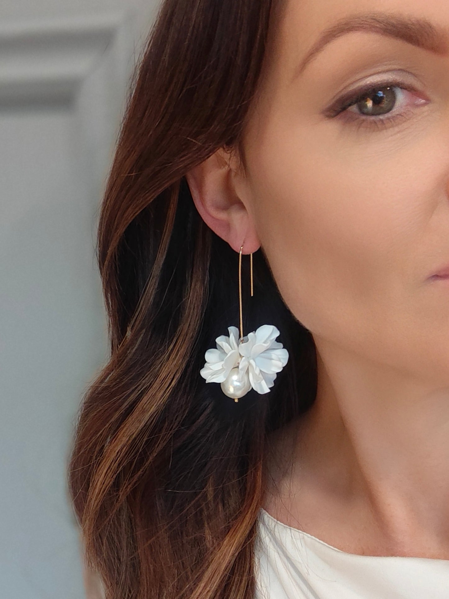 DELILAH - Floral and Pearl Bridal Earrings