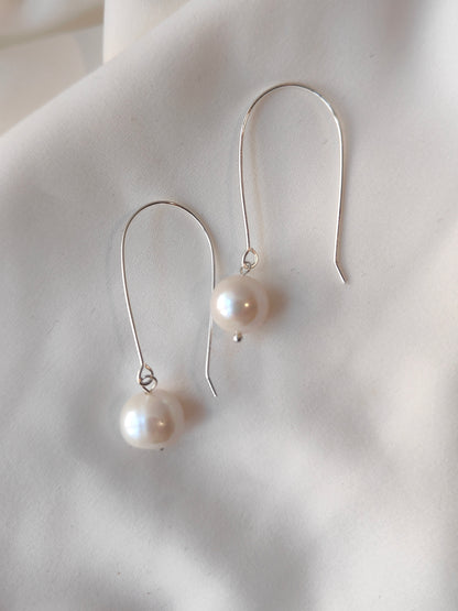 FREDA - Classic Blush Pearl Drop Earrings - Silver