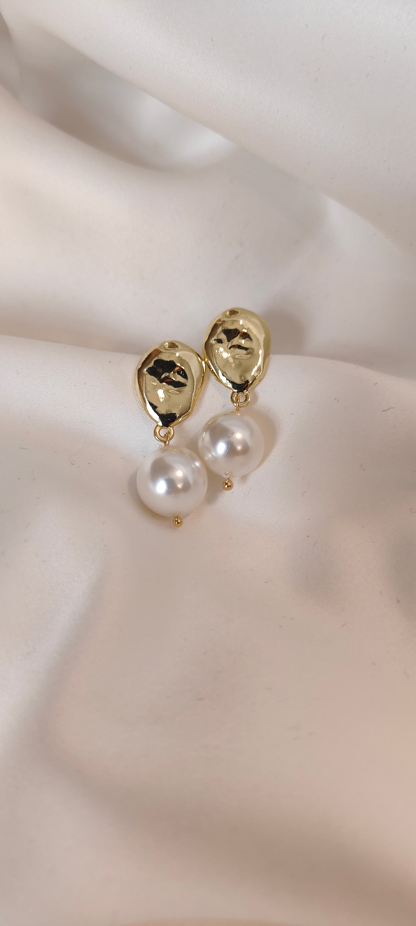 DAWN - Contemporary Gold & Pearl Earrings