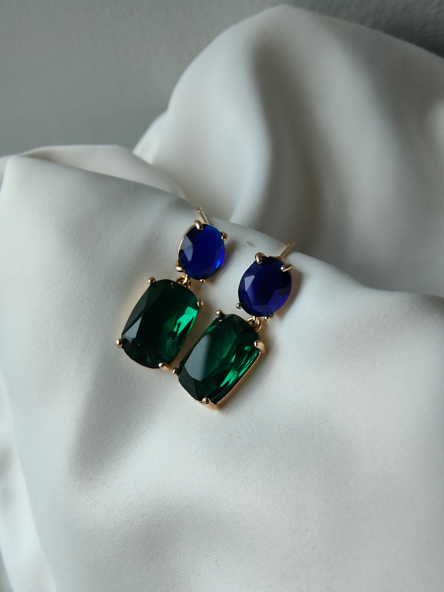 Double Gem Earring - Sapphire / Emerald