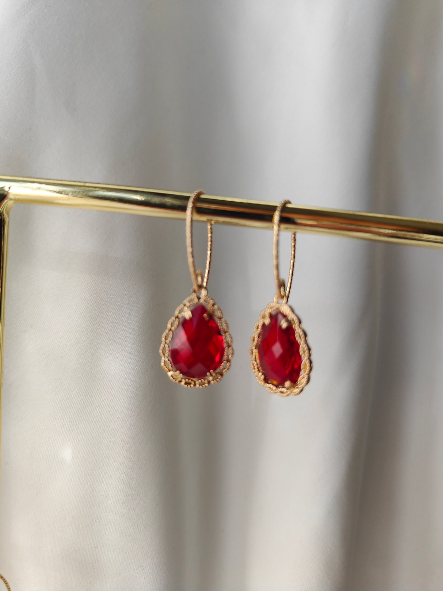 DIANA Crystal Earrings - Ruby