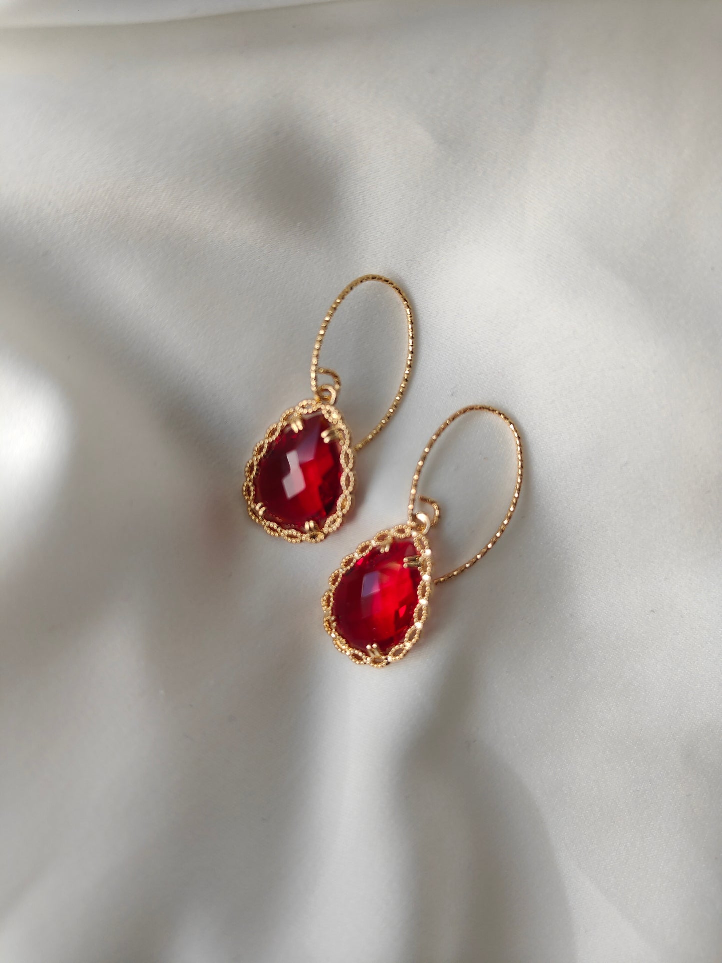 DIANA Crystal Earrings - Ruby