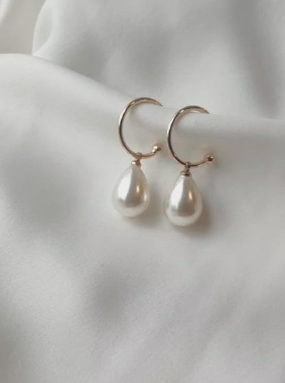 PENNY - Pearl Hoop Earrings